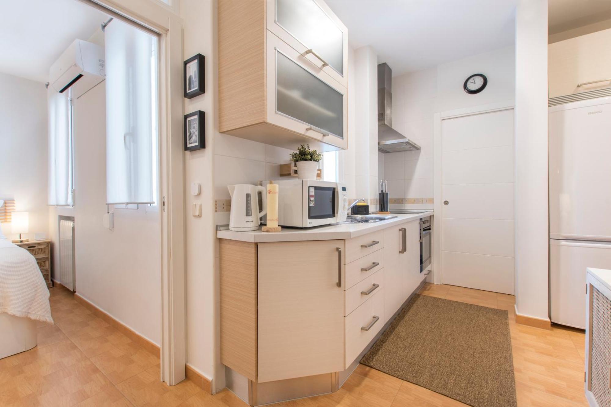 Fee4Me. Elegant Flat A Few Minutes From Atocha. Apartment Madrid Bagian luar foto