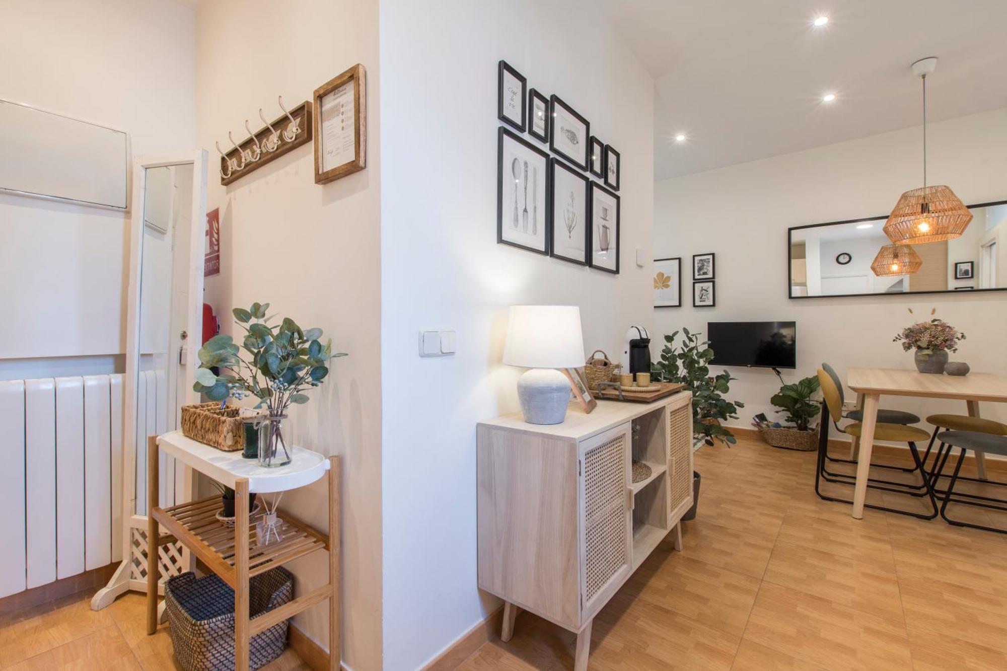 Fee4Me. Elegant Flat A Few Minutes From Atocha. Apartment Madrid Bagian luar foto